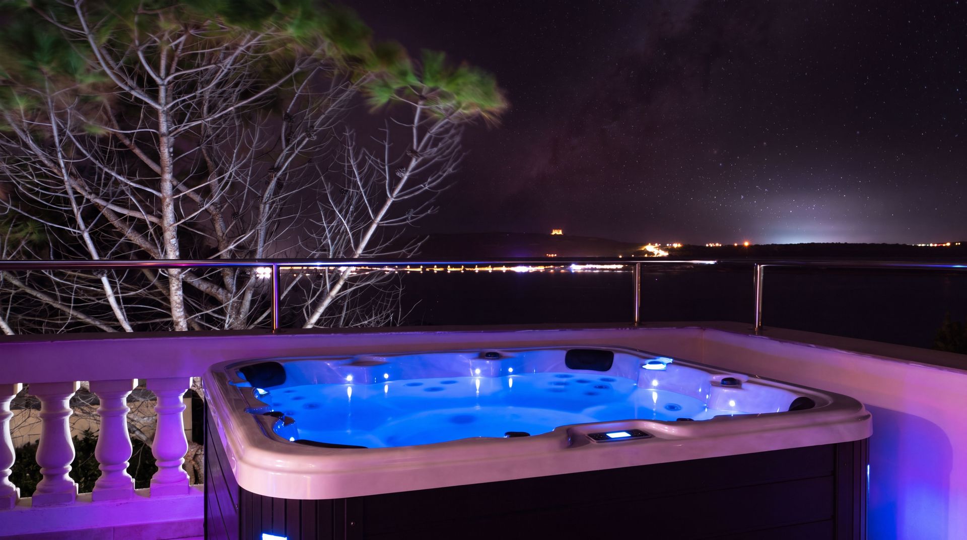 Villa Palma – Heated Jacuzzi
