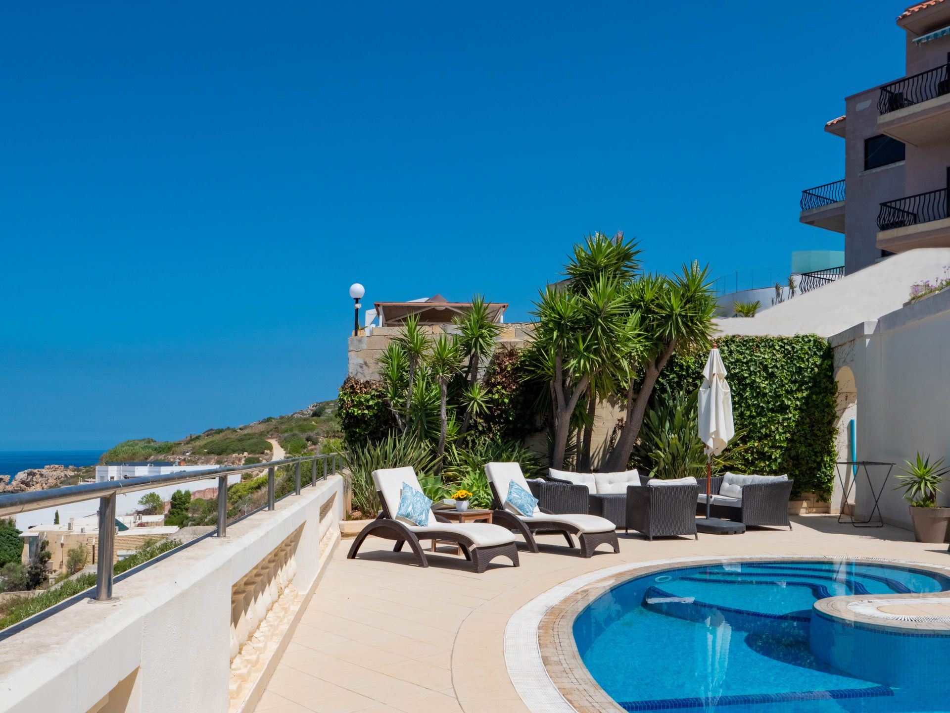 Villa Palma – Pool Area