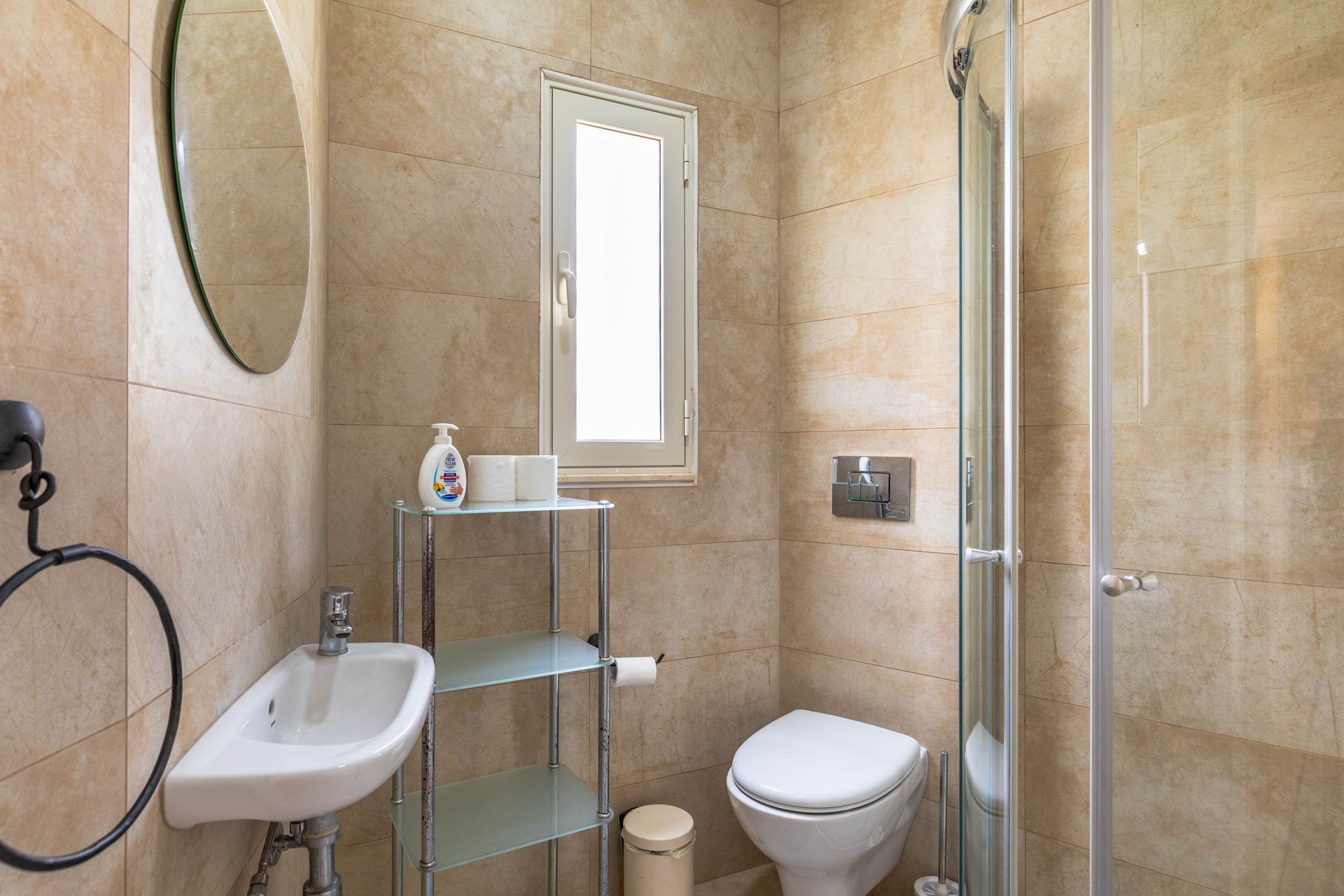 Villa Palma – Bathroom 1