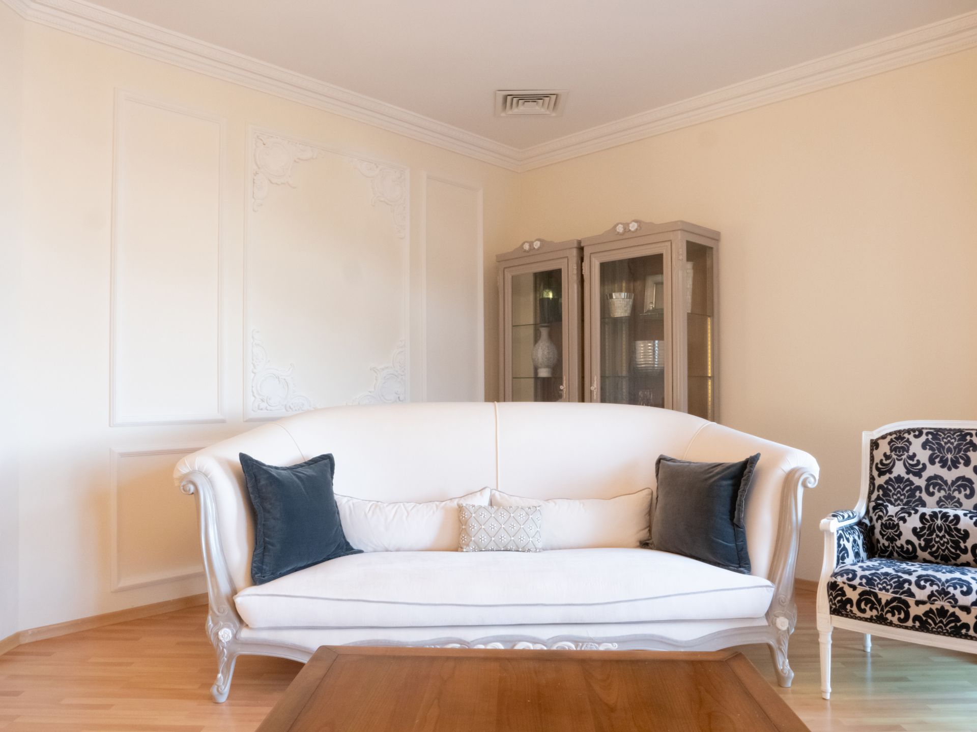 Villa Alexandra – Living Room