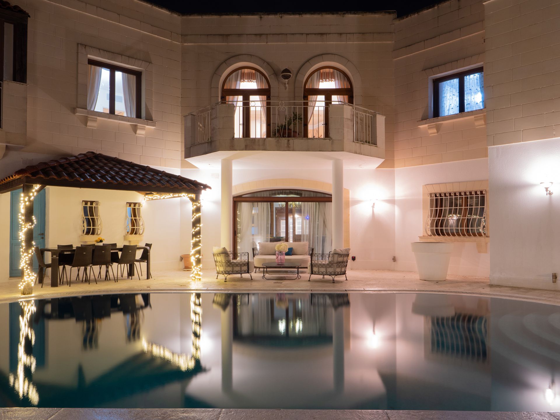 Villa Alexandra – Outdoor Dining Area