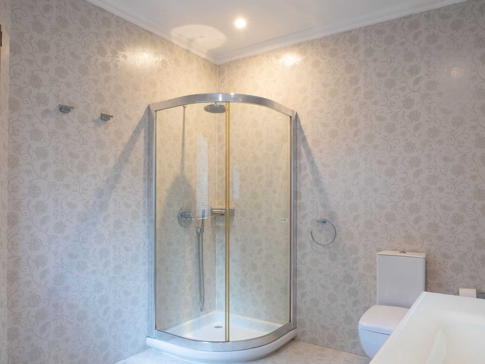Villa Alexandra – Bathroom 2