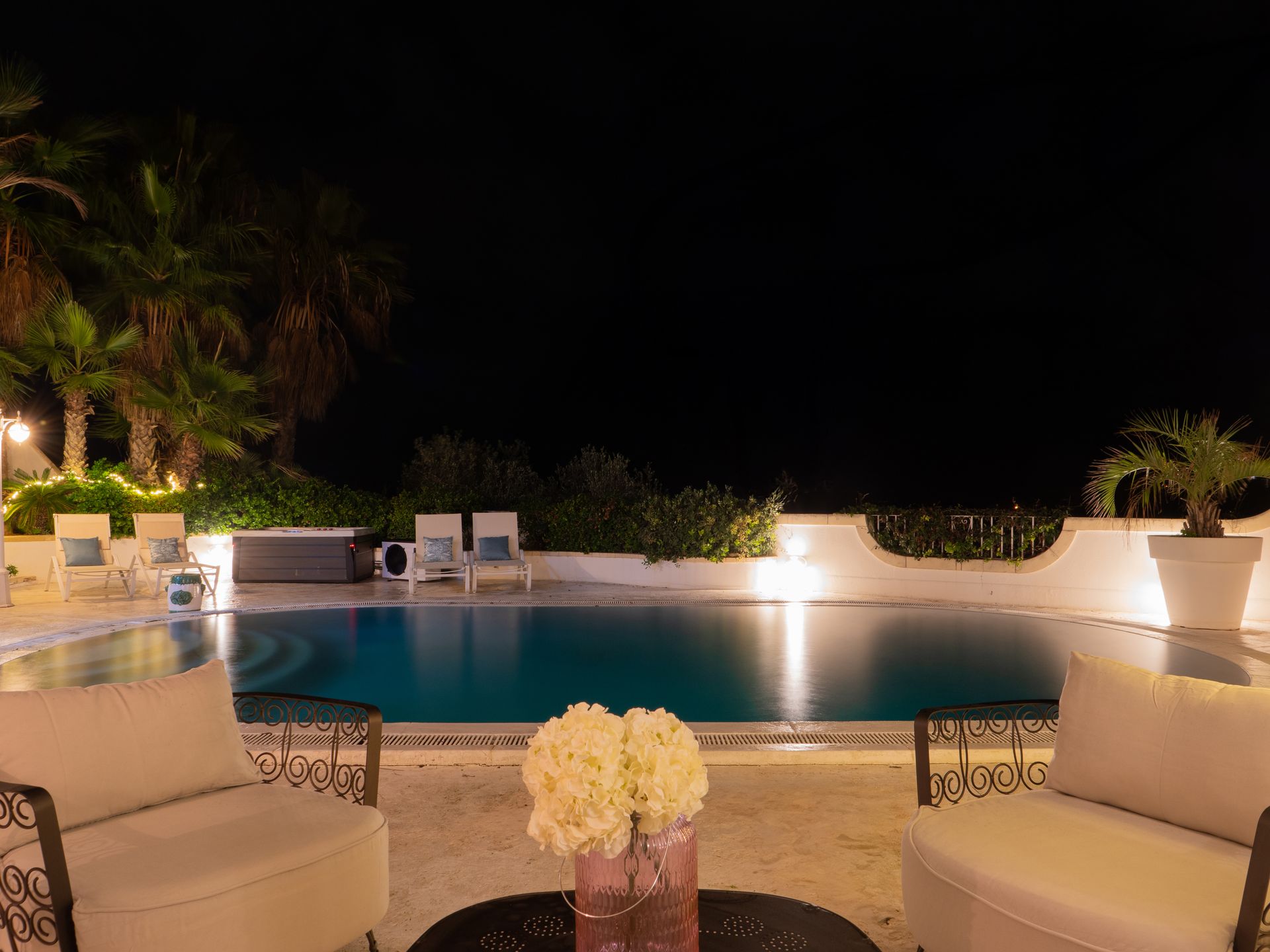 Villa Alexandra – Outdoor Dining Area