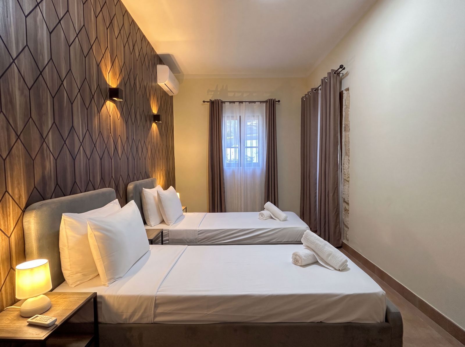 Villa Kampanella – Twin Bedroom